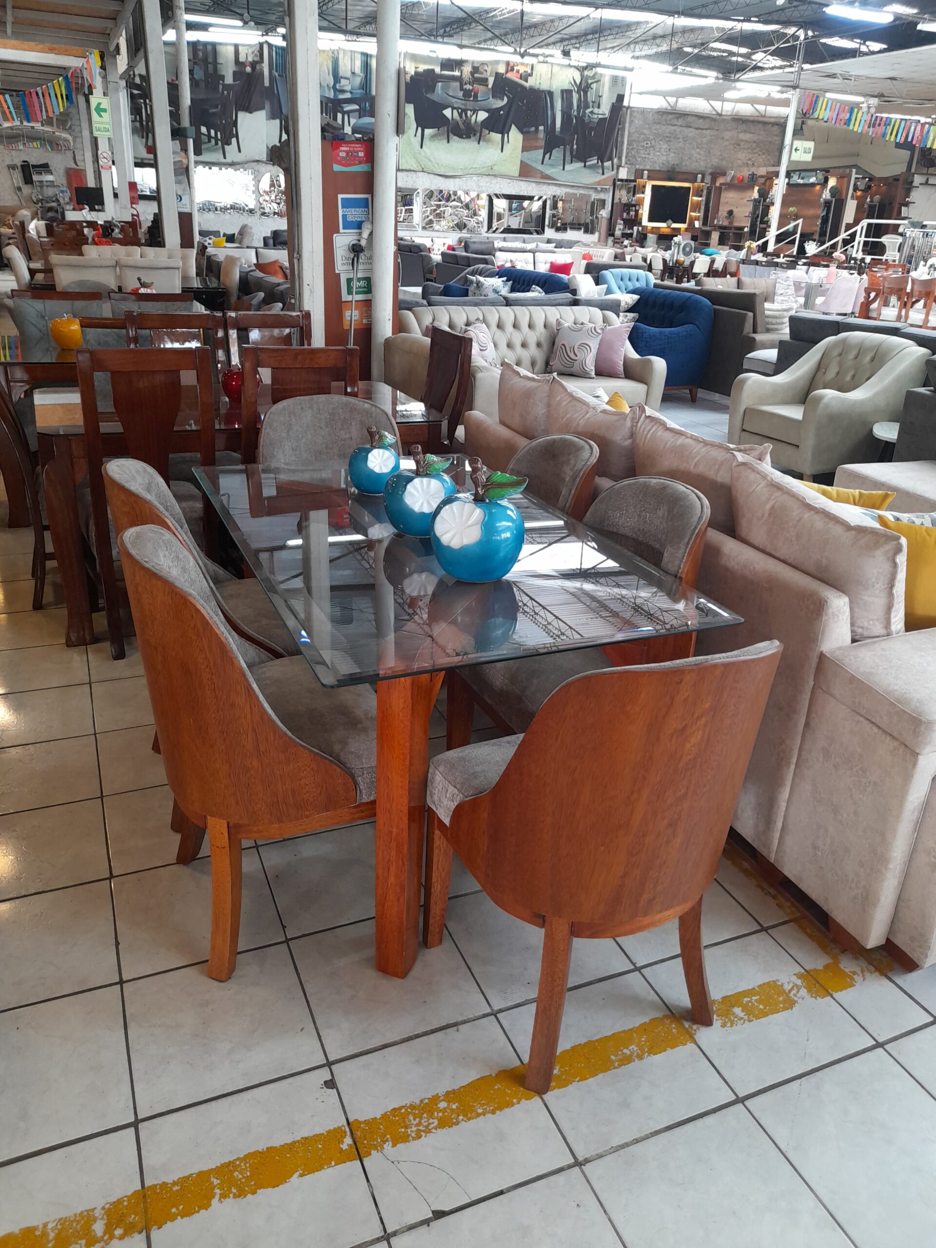 COMEDOR DE 6 BASE ARAÑA