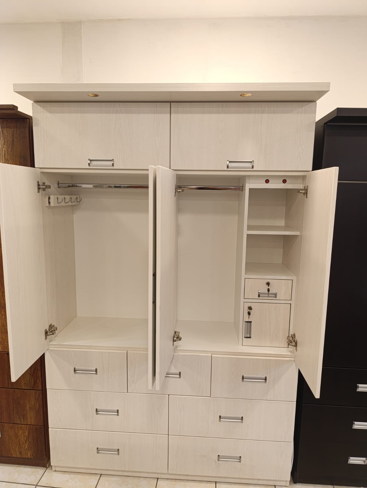 WhatsApp Image 2025-01-24 at 8.25.28 PM (3)