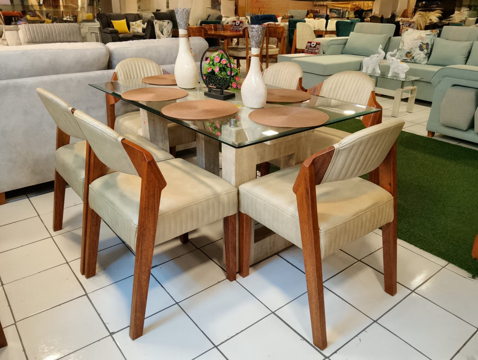 WhatsApp Image 2025-10-17 at 5.00.48 PM